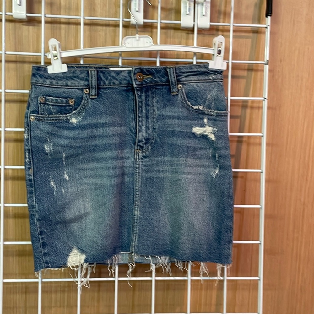 Pistola Jean skirt. Size 27 like new.